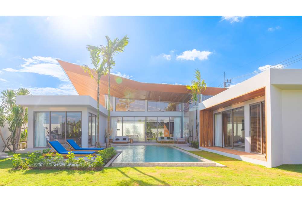 ขายบ้านภูเก็ต : 4 Bedrooms Luxury Tropical Villas