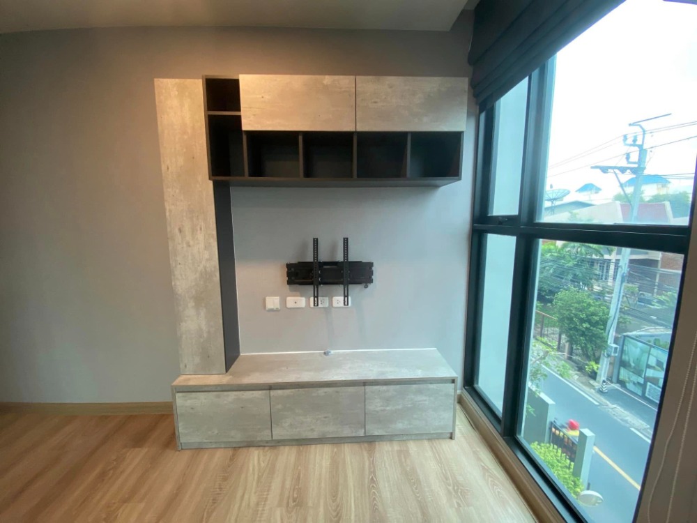 For RentCondoLadprao101, Happy Land, The Mall Bang Kapi : Condo for rent: The cube loft Lat Phrao 107 (1 bedroom), 3rd floor, near BTS Yellow Line, Bang Kapi Station, 900 meters.