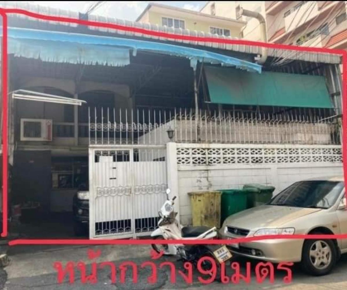 For SaleLandOnnut, Udomsuk : WW083 Land for sale with buildings, focus on selling land, Sukhumvit 71, Soi Pridi Banomyong 10