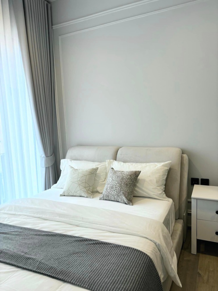 For RentCondoLadprao, Central Ladprao : 🌆💎Condo for rent: The Crest Park Residences, a new condo, the only one in the heart of Lat Phrao Intersection, near MRT Phahon Yothin, only 80 meters away.