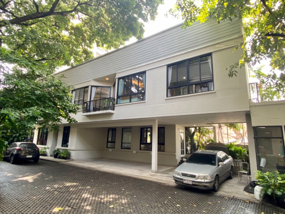 For RentHouseSukhumvit, Asoke, Thonglor : Single House Thonglor