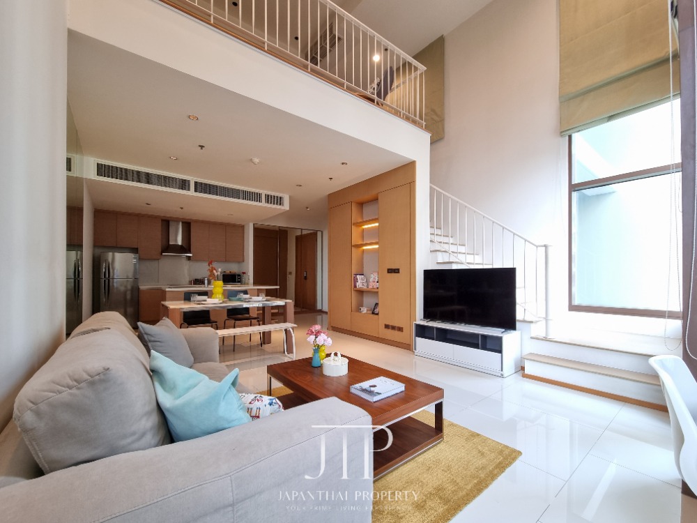 For RentCondoSukhumvit, Asoke, Thonglor : *Emporio Place Sukhumvit 24* 95sqm duplex 1bed unit for rent in Phrom Phong area