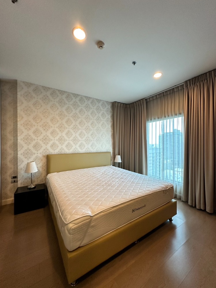 For SaleCondoSukhumvit, Asoke, Thonglor : Condo for sale: The Crest Sukhumvit 34, beautiful room with electrical appliances and furniture