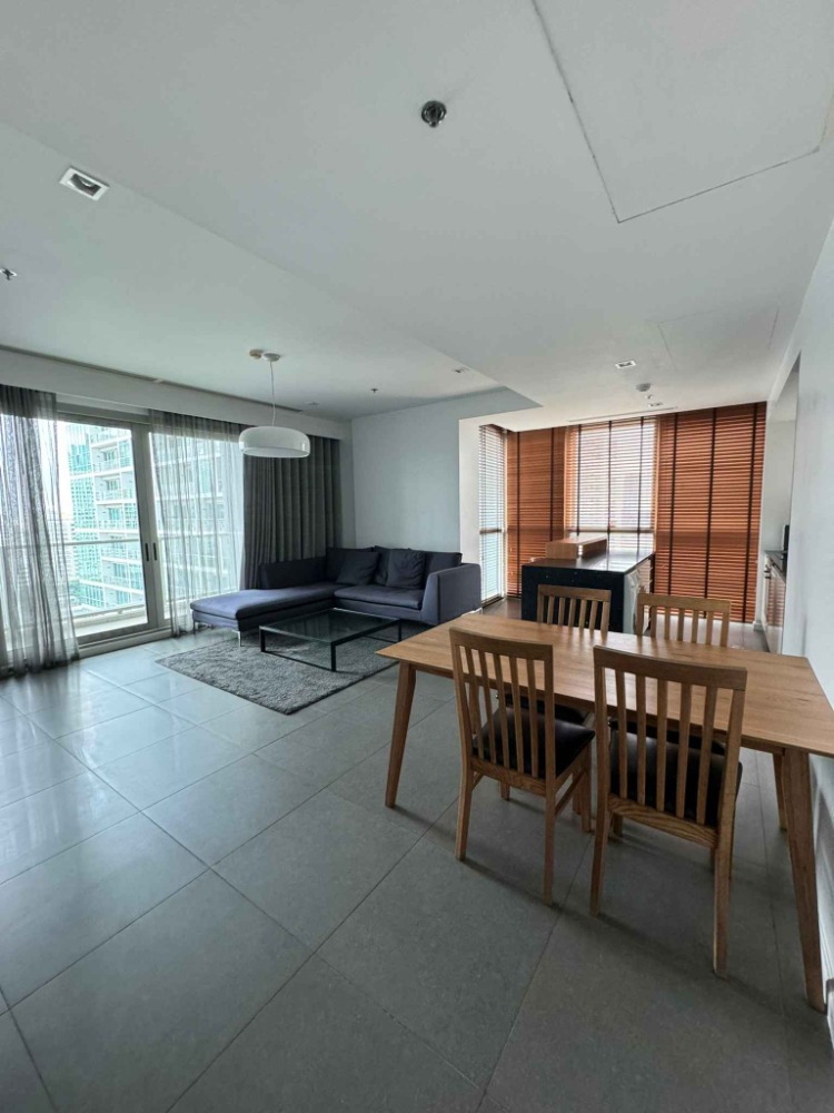 ให้เช่าคอนโดวงเวียนใหญ่ เจริญนคร : LTHC10976–The River condominium FOR RENT 2 beds 2 baths size 110 Sq.m. Near BTS Saphan Taksin Station ONLY 75k/month