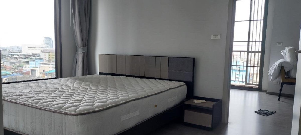 For RentCondoWongwianyai, Charoennakor : Hot Price for rent Nye by Sansiri, cheapest price, beautiful room 🔥