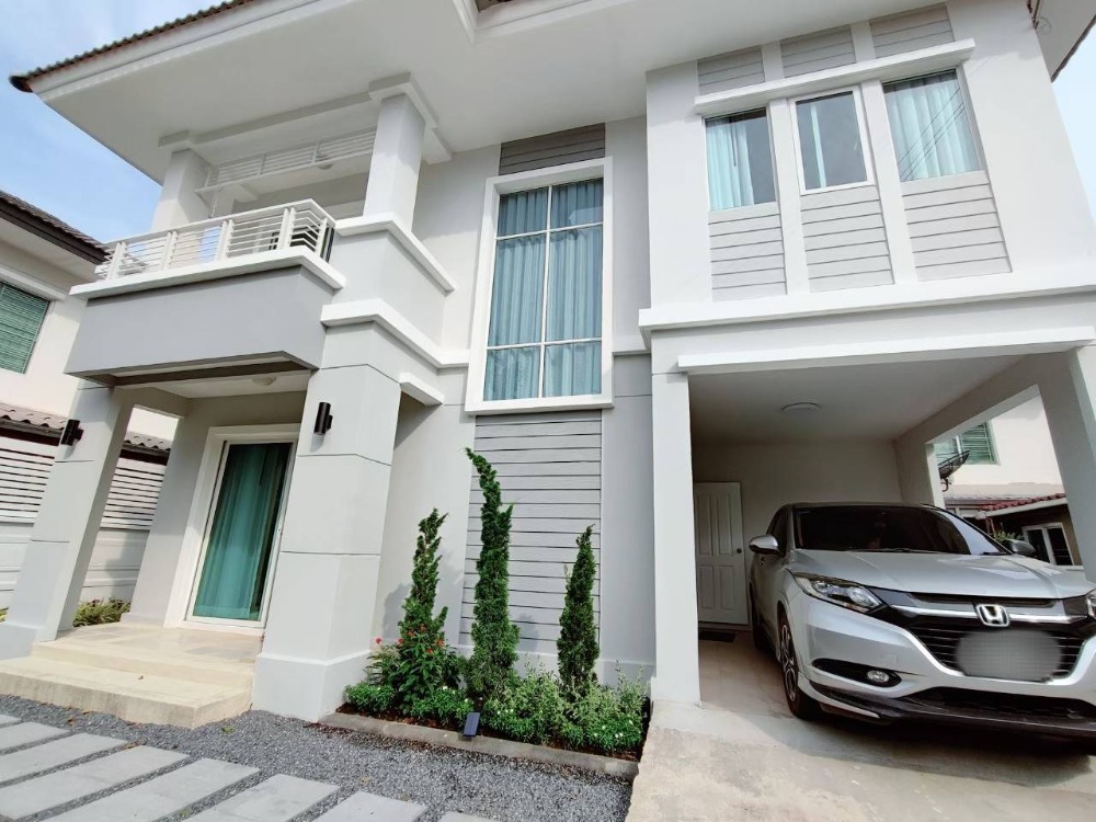 For RentHouseLadkrabang, Suwannaphum Airport : House for rent: Pruksa Village The Season, Romklao-Lat Krabang, large house, fully furnished, interested, contact to negotiate price.