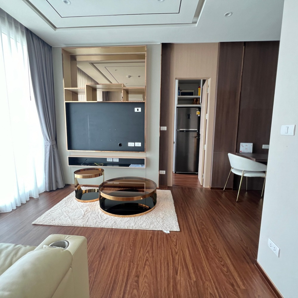 For SaleCondoRama9, Petchburi, RCA : Sale 2br, high floor with fur at tc green rama 9