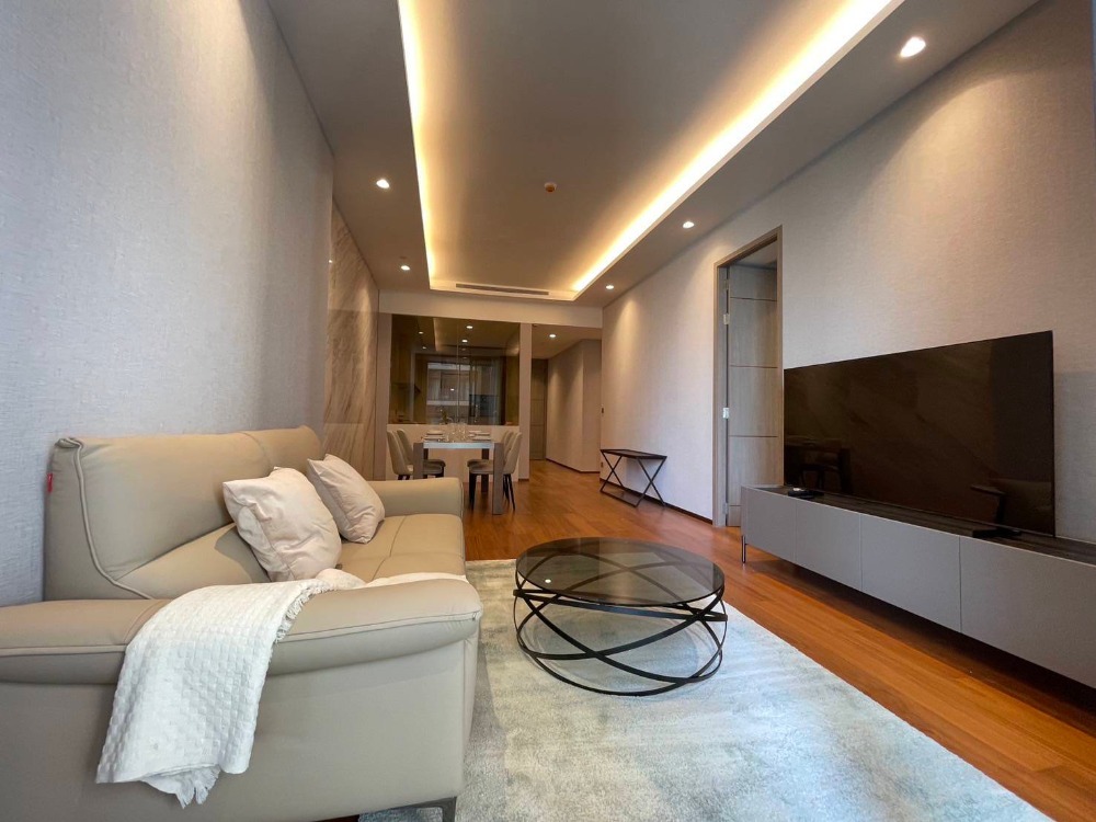 ให้เช่าคอนโดสุขุมวิท อโศก ทองหล่อ : New 2 Bedrooms Condo Near BTS Phrom Phong