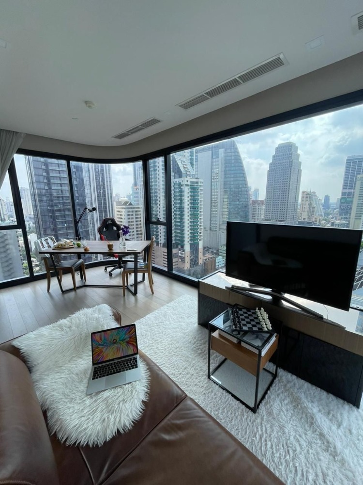 For RentCondoSukhumvit, Asoke, Thonglor : FOR RENT ** Ashton Asoke 2 bed 2bath @64,000 /month call 096-2615656   Rental Price : 64,000 Baht / Month Near MRT : Sukhumvit Station Unit Size : 64 sq.m. 2 bedrooms / 2 bathrooms Decoration : Fully Furnished   *** สำหร