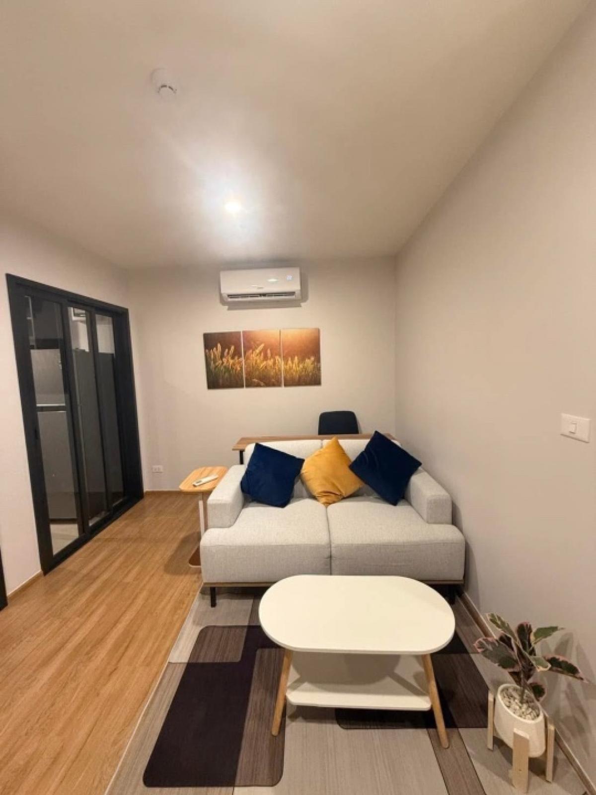 For RentCondoLadprao, Central Ladprao : Freshly decorated 🔥The Line Vibe (By Sansiri) 🔥Size 36 sq.m. Rent 21,000฿ Brand new 1 bedroom type, near BTS Ha Yaek Lat Phrao 250 m. Make an appointment to view the room 064-6696546 (You can add this number on Line)