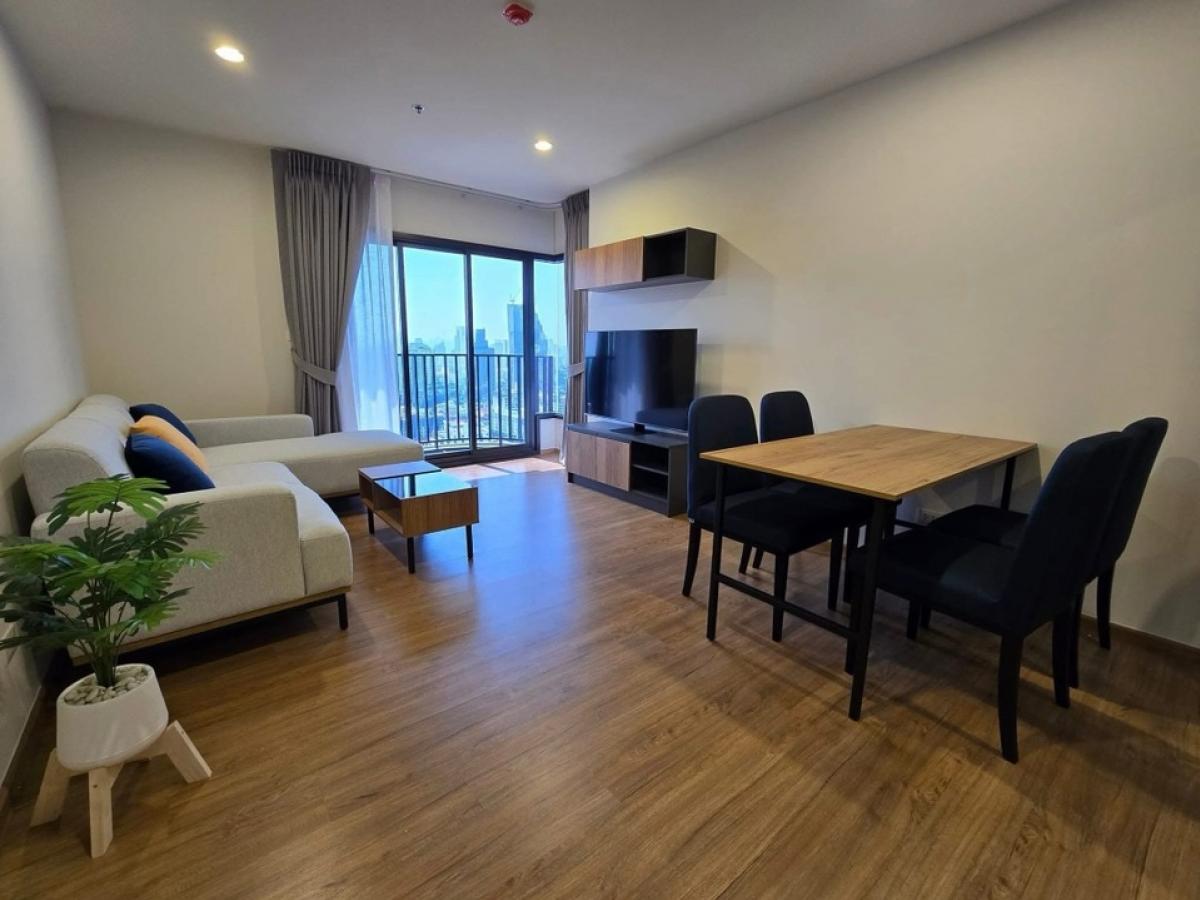 For RentCondoLadprao, Central Ladprao : 🔥The Line Vibe (By Sansiri) 🔥 Spacious room size 66 sq.m. Rent only 40,000฿, 2 bedroom, 2 bathroom, near BTS Ha Yaek Lat Phrao 250 m. Make an appointment to view the room 064-6696546 (this number can be added on Line)