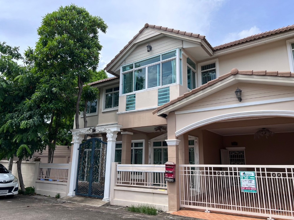 For SaleHouseMin Buri, Romklao : For sale: 2-storey detached house, 60.9 sq m, Panthitha Village, Suwinthawong 11, good location, ready to move in