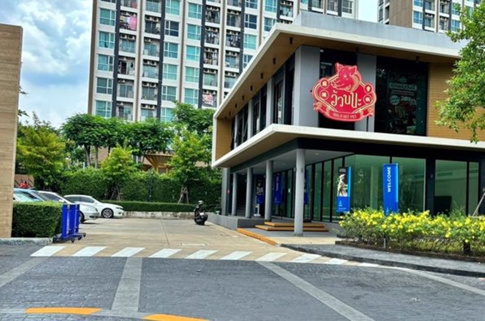 For LeaseholdRetailPinklao, Charansanitwong : For rent: Shabu shop with brand, near Central Pinklao, on the main road, with parking, beautiful and clean shop, good reviews