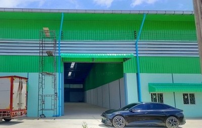 For RentWarehouseRama 2, Bang Khun Thian : RK553 Newly built warehouse for rent with office, size 1,100 square meters, Rama 2 Road, Bang Khun Thian, Saem Dam