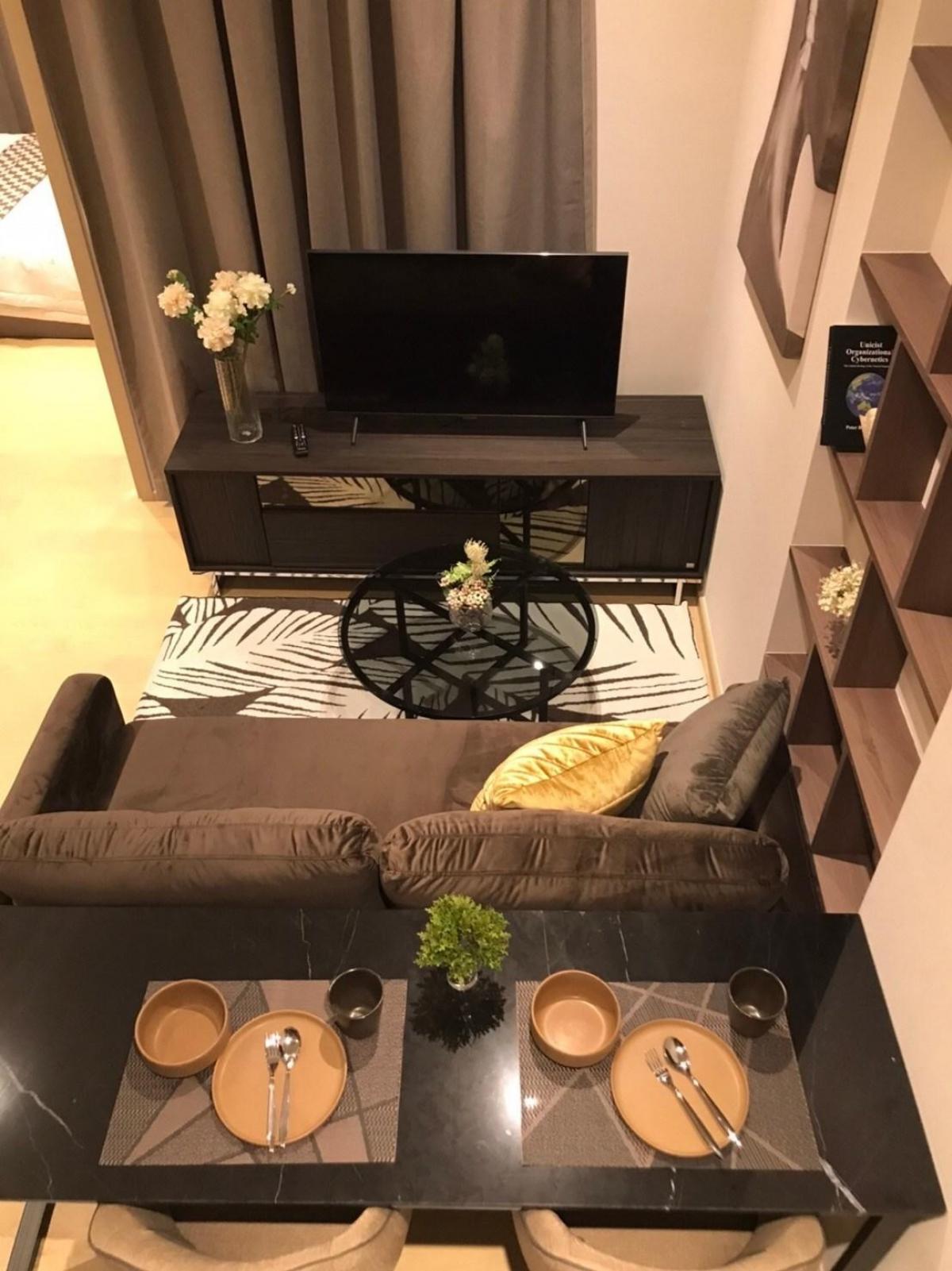 For RentCondoRama9, Petchburi, RCA : Ashton Rama9 for RENT 1 bed 1bath 33 Sq,m Rental price 28K call Nong 096-2615656 Ready to touring everyday. Large room 33 sq m. Ready to move in.