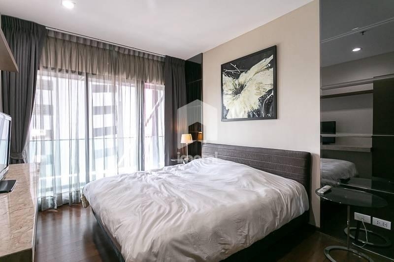 For SaleCondoSukhumvit, Asoke, Thonglor : Condo for sale with tenant: Noble Remix 2 Thonglor