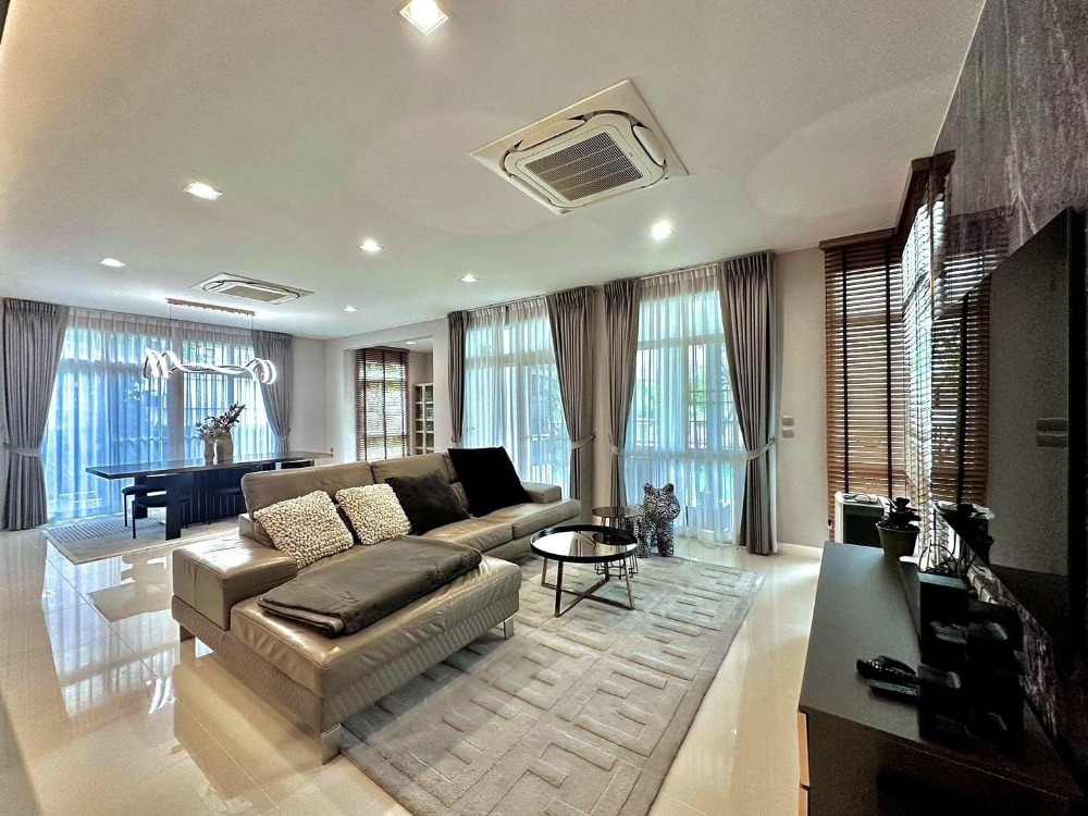 For RentHouseBangna, Bearing, Lasalle : ♦ Ready to Move In ♦ 2-Story Single House 4 Bedrooms 6 Parking Spaces | 118.00 sq.w. 350.00 sq.m. | Near Prince Suvarnabhumi Hospital 6 mins, Mega Bangna 8 mins