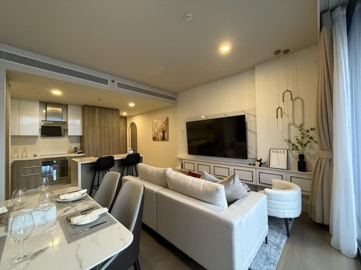 ให้เช่าคอนโดสุขุมวิท อโศก ทองหล่อ : 🔥Rent 2BR. 2BR.🔥87sqm. Floor 17🔥100,000/month🔥Ready to move