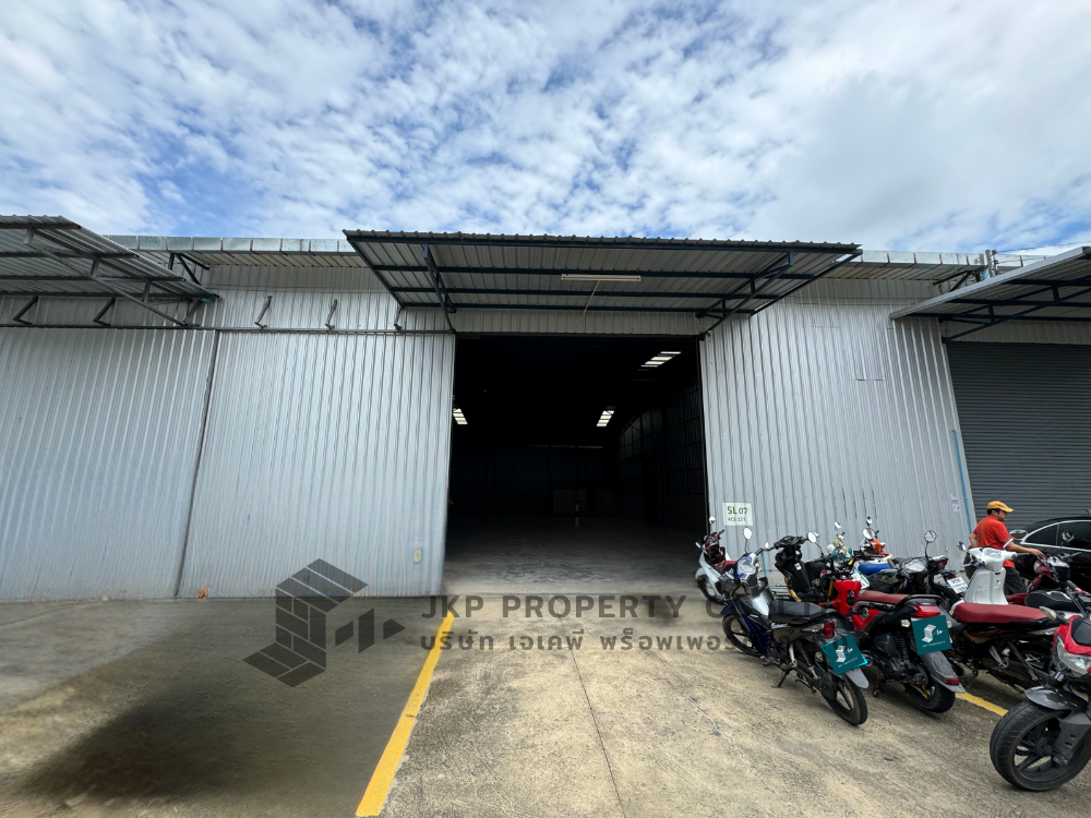 For RentWarehouseLadkrabang, Suwannaphum Airport : Warehouse for rent, Factory for rent 640 sq m. Dokmai, Prawet, Bangkok (Ad number: JKP105)