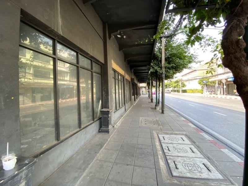 For RentShophouseSathorn, Narathiwat : LTHC10984–Commercial for rent SPACE Charoenkrung size 740 Sq.m. ONLY 120k/month