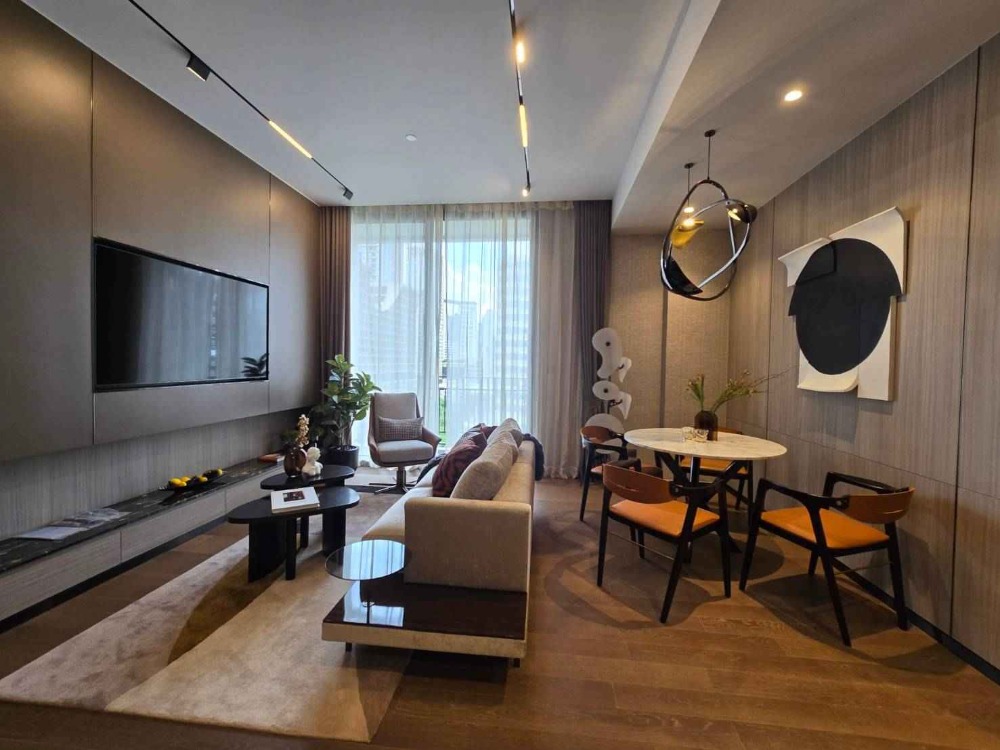 For RentCondoWitthayu, Chidlom, Langsuan, Ploenchit : LTHC10987–MUNIQ LANGSUAN FOR RENT 2 beds 2 baths size 89 Sq.m. Near BTS Chit Lom Station ONLY 120k/month