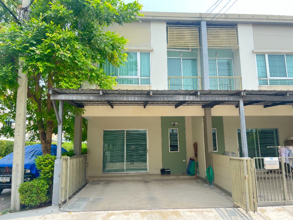 For SaleTownhouseChaengwatana, Muangthong : For sale: 2-storey townhouse, Lumpini Townville Village, Chaeng Watthana-Tiwanon, corner house, fully extended, good location, beautiful house, ready to move in