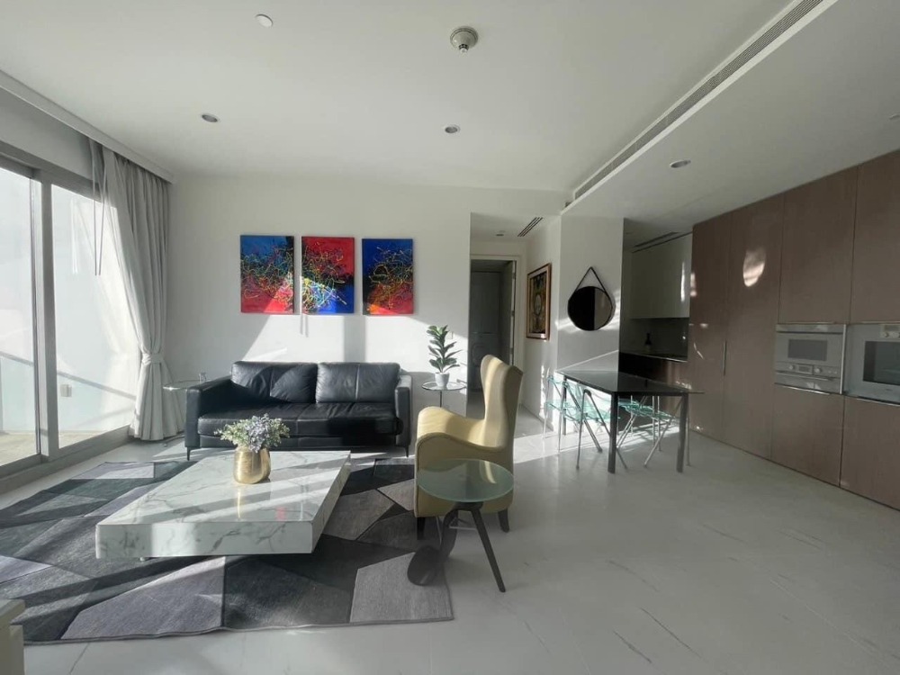 For RentCondoWitthayu, Chidlom, Langsuan, Ploenchit : ♦ Prime Location ♦ 05+ floor 110.48 sq.m. | 2 beds Fully Furnished | near Lumphini Park 1 mins, Velaa Sindhorn Village 3 mins, MRT Si Lom station 3 mins