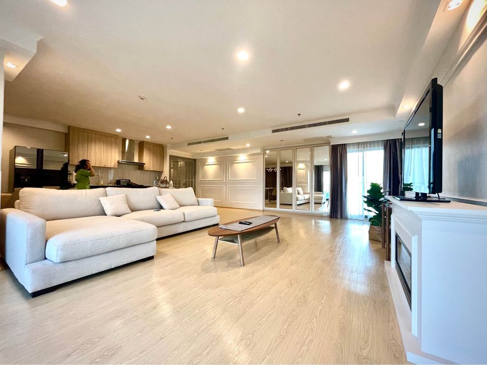 For SaleCondoSukhumvit, Asoke, Thonglor : Best offer, Penthouses Unit In The Heart Of Bangkok Near BTS Thonglor For Sale Now!!