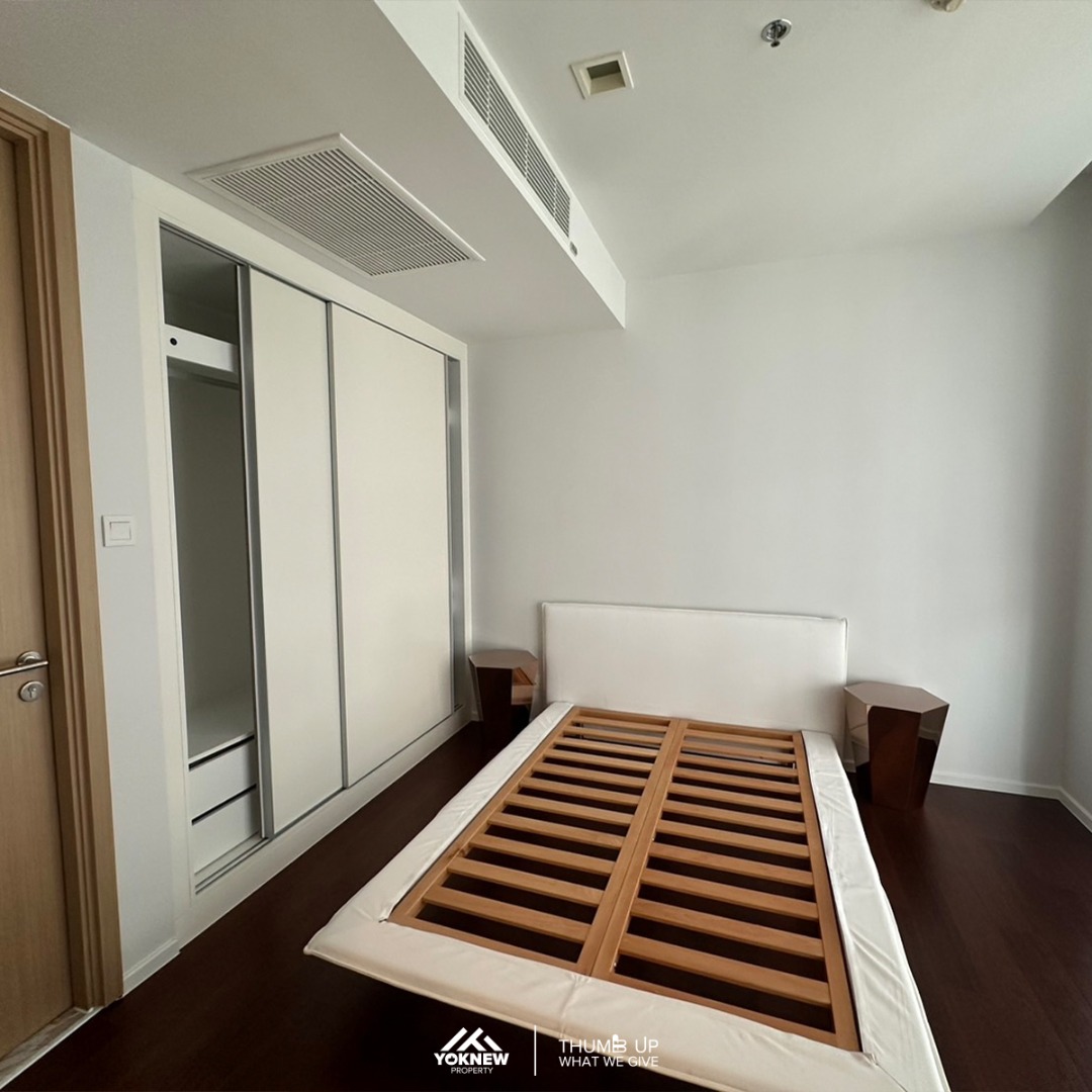 For SaleCondoSukhumvit, Asoke, Thonglor : Selling at a great price Hyde Heritage Thonglor, 3-meter high ceiling, stunning view, no blocking! 🎯 Fully fitted room with super chic sexy bath 😎 2 million discount! 💸 Want to live in a luxury condo but don't want to pay a lot? Come on, book now! 🚀