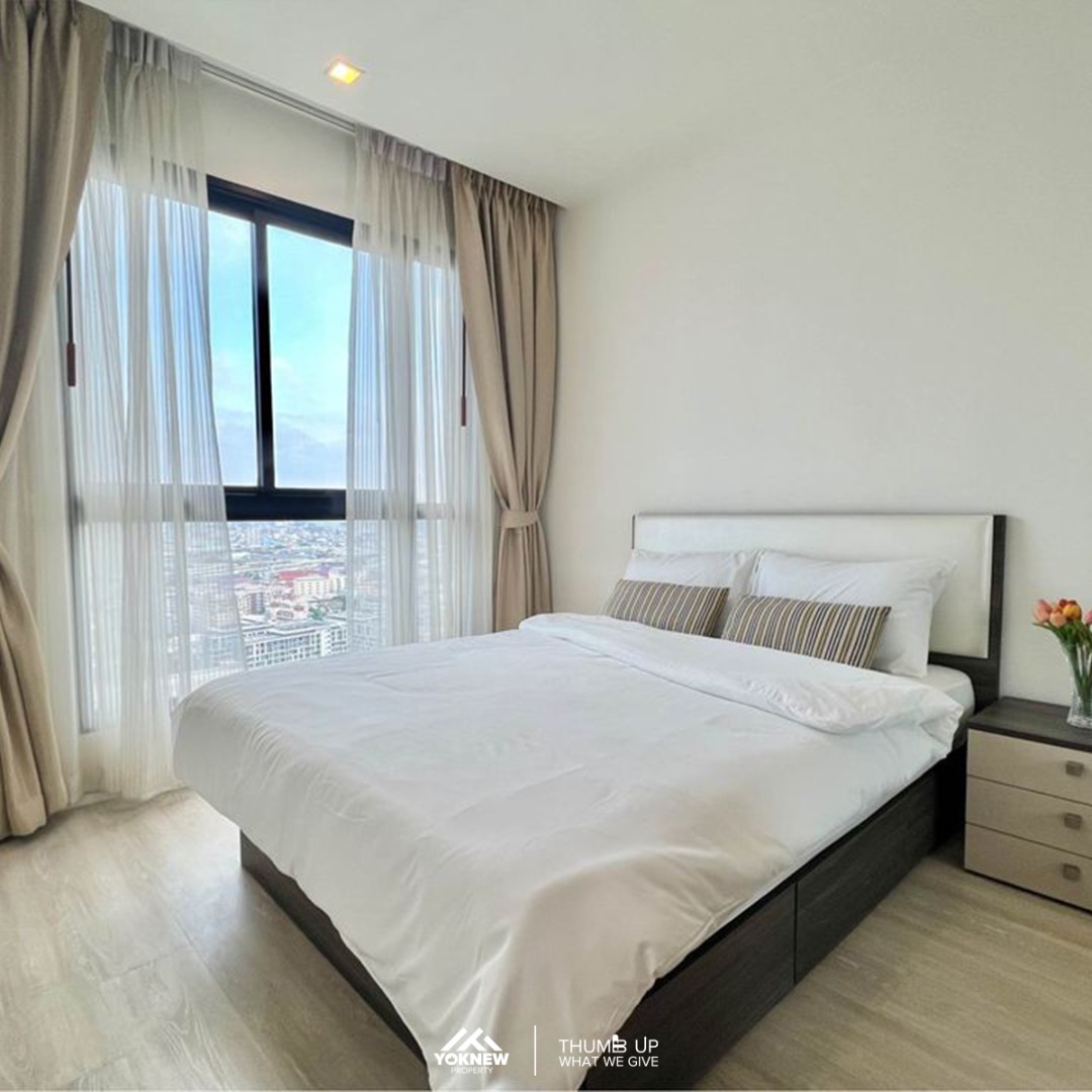 For RentCondoRatchadapisek, Huaikwang, Suttisan : For rent at a good price, Quinn Condo is on a high floor, the view is amazing 🌇 Fully furnished, appliances are ready, just bring your bags and move in! 🧳 Suitable for all lifestyles 🏡