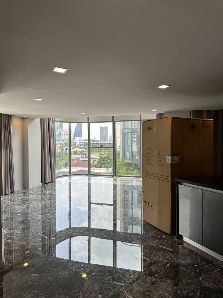 ให้เช่าคอนโดสุขุมวิท อโศก ทองหล่อ : 🐶Pet-Friendly🐈 For Rent ✨Ashton Residence 41✨ 3 beds, 4 baths, Near BTS Phromphong, High floor, Non-blocking view, Tel.0982645161