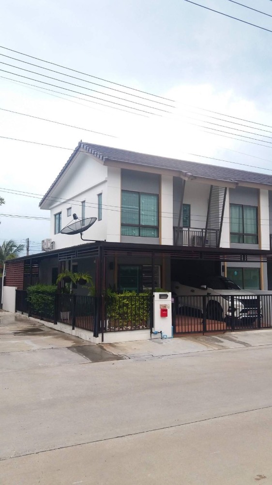 For SaleTownhousePathum Thani,Rangsit, Thammasat : For sale: 2-storey townhouse, Pruksa Prime Village 115, Rangsit, Khlong 3, Khlong Luang, Pathum Thani, 25.6 sq m, corner unit