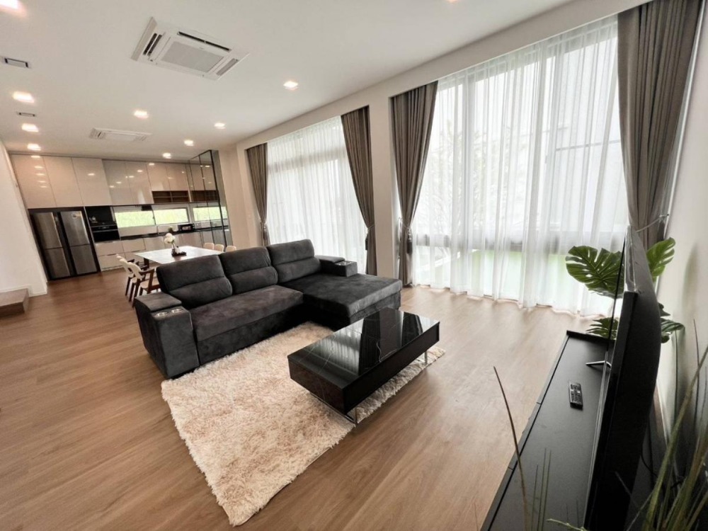 ให้เช่าบ้านพัฒนาการ ศรีนครินทร์ : 3 Bedroom, Experience Unmatched Luxury at VIVE Rama 9 For Rent!!