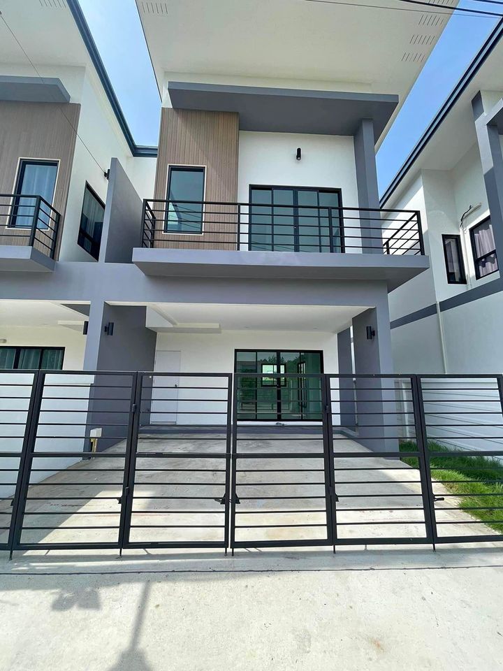 For RentTownhousePathum Thani,Rangsit, Thammasat : R2050 Townhouse for rent, Natthada Village, Rangsit-Khlong 2 (vacant), Soi Rangsit-Nakhon Nayok 60