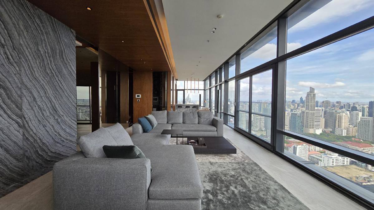 For SaleCondoRama9, Petchburi, RCA : Penthouse for sale, rare item with 270 degree view in CBD