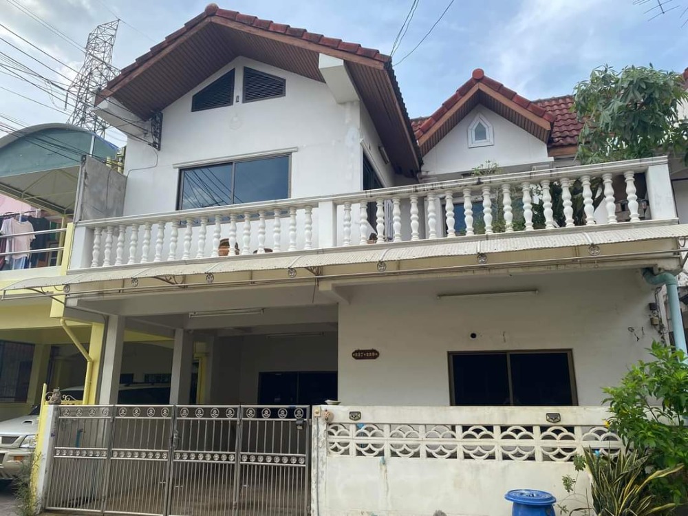 For RentTownhouseBang kae, Phetkasem : Twin house for rent, Petchkasem 92/2, can be used as an office.