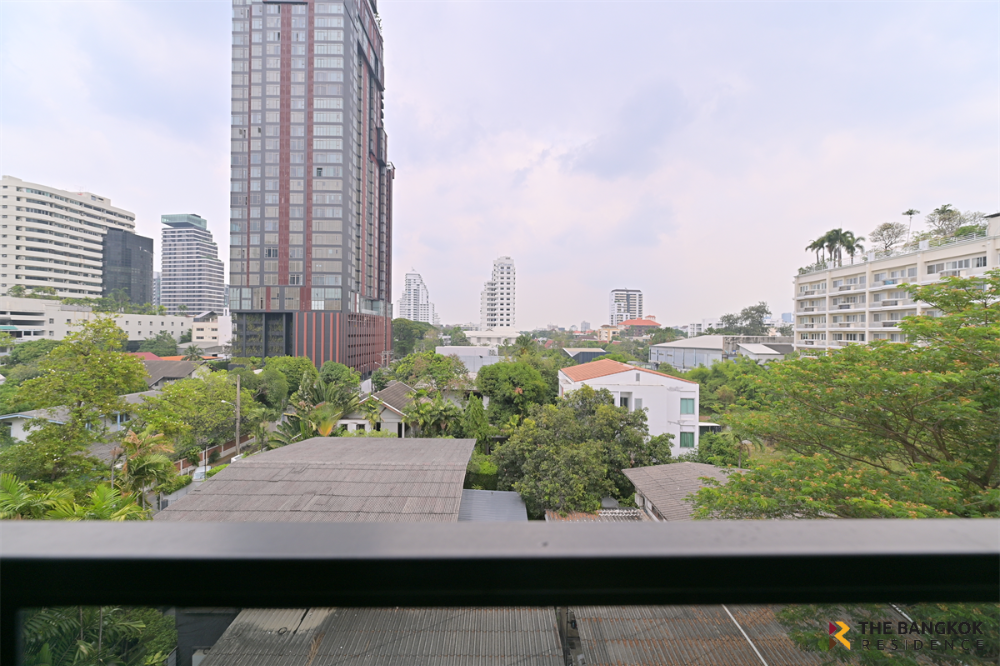 For SaleCondoSukhumvit, Asoke, Thonglor : Urgent sale The Reserve Sukhumvit 61 Studio size 30.75 sq m.