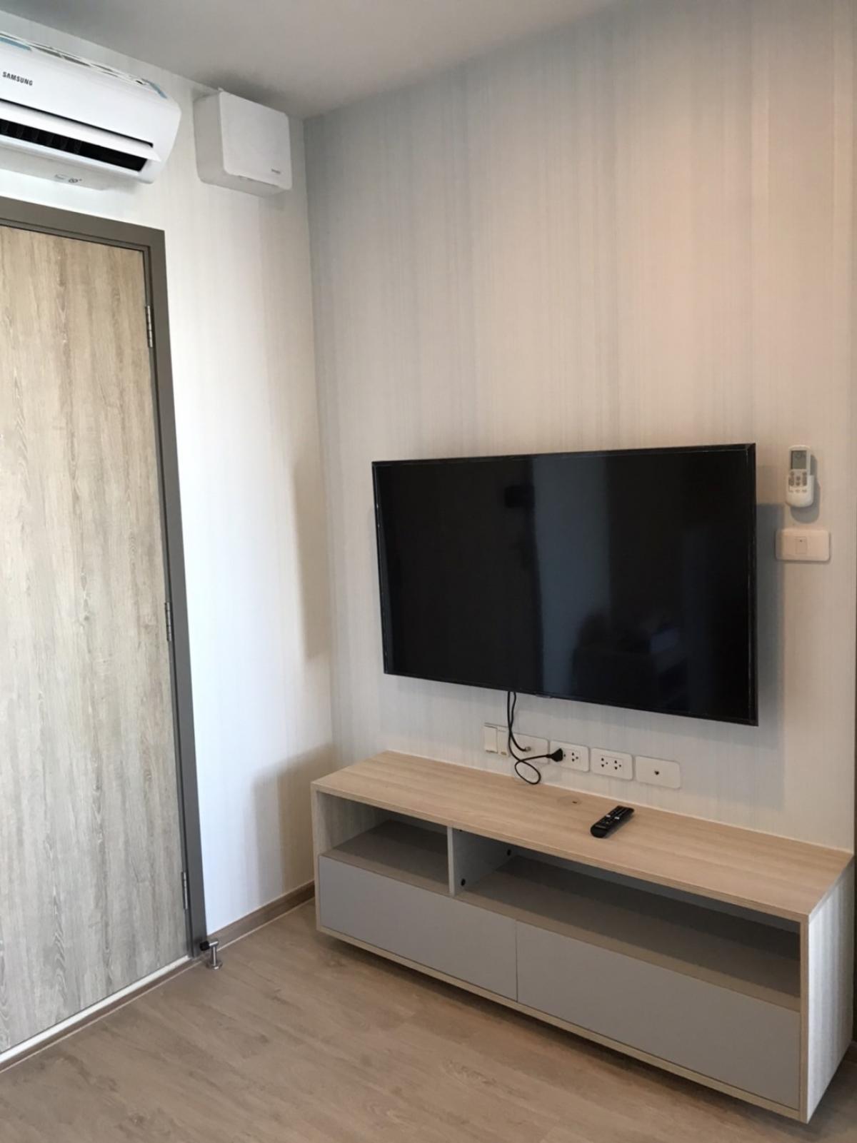 For RentCondoBangna, Bearing, Lasalle : For rent!: IDEO O2 (IDEO O2) Property code #WEA1106 If interested, inquire by adding Line @condo168 (with @ in front)