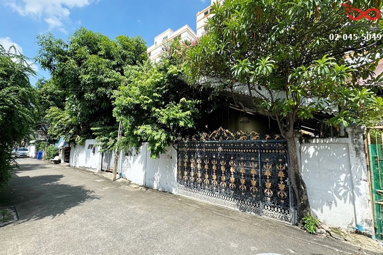 For SaleHouseLadprao101, Happy Land, The Mall Bang Kapi : For sale: 2-storey detached house, 2 units, 104 square wah, Soi Lat Phrao 114, Lat Phrao Road