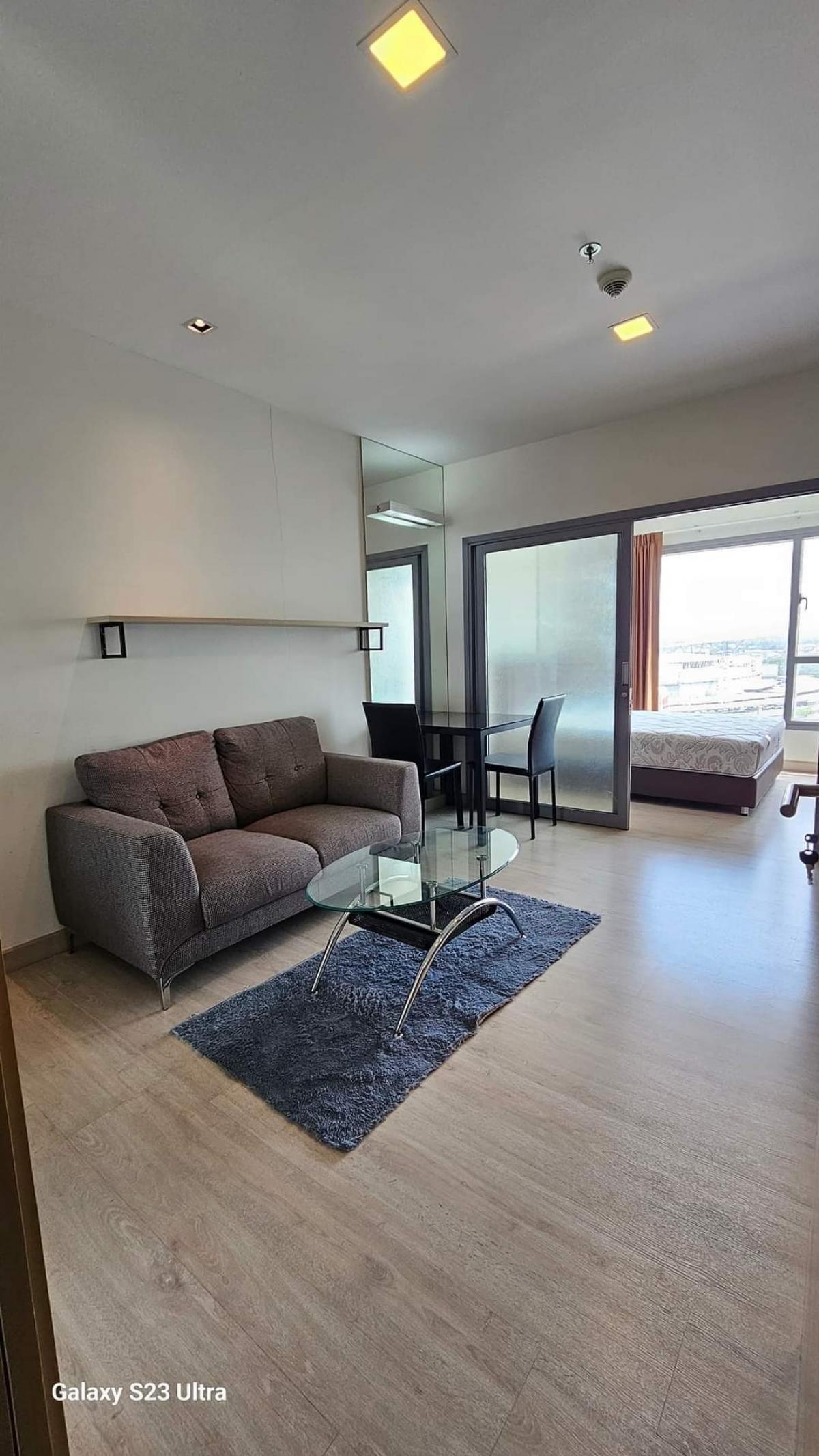 For RentCondoPattaya, Bangsaen, Chonburi : Here again, Condo Mesto, good price, available for rent now!!!!!!!! 12,000 baht/month, beautiful, smooth, cheap, 18th floor, very beautiful, grip, grip!!!!!!!! Brand new!! Only one room on sale, very beautiful!!!!!!! If youre looking, dont delay!!!!!!! On