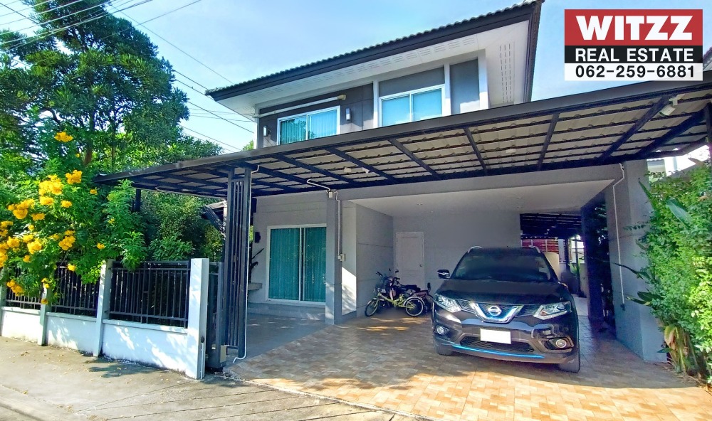 For SaleHousePathum Thani,Rangsit, Thammasat : Single house for sale, Centro Rangsit, Centro Rangsit, 4 bedrooms, 4 bathrooms, good location, convenient transportation, near expressway, famous school