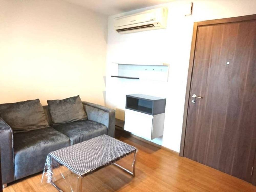 For RentCondoOnnut, Udomsuk : 🚝For rent: The Base S77, 17th floor, unobstructed view, fully furnished room, washing machine, near BTS Onnut, convenient transportation, good location, price 13,000 baht.