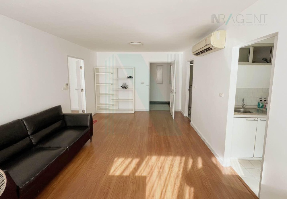 For SaleCondoRatchadapisek, Huaikwang, Suttisan : Condo for sale, One Ratchada-Ladprao, Building 1, 3rd floor, 1 bedroom, size 50 sq m, near MRT Ratchadaphisek