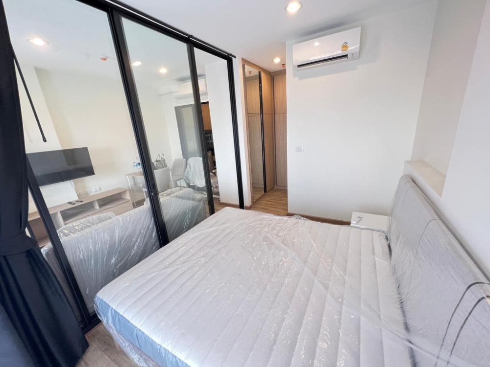 For RentCondoWongwianyai, Charoennakor : 🎉 For rent: Niche Mono Charoen Nakorn, a condo with a view of the Chao Phraya River bend.