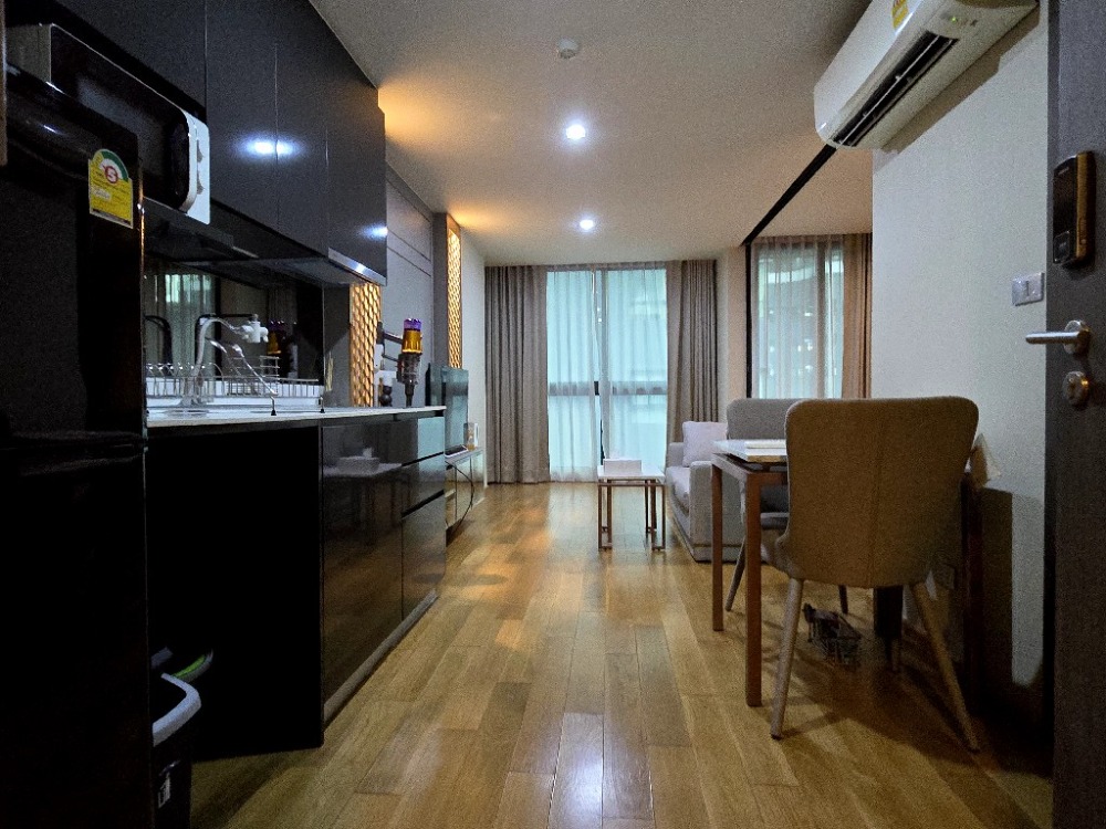 For RentCondoSiam Paragon ,Chulalongkorn,Samyan : Altitude Define【𝐒𝐄𝐋𝐋 & 𝐑𝐄𝐍𝐓】🔥Luxury condo, modern style, fully furnished, complete facilities, ready to move in!!🔥 Contact Line ID: @hacondo