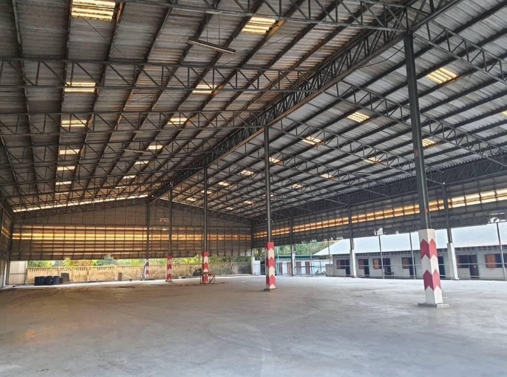 For SaleWarehousePathum Thani,Rangsit, Thammasat : 789/75 Land for sale, 5 rai, with large warehouse, on Rangsit-Pathum Road, suitable for a warehouse or factory (English Below)