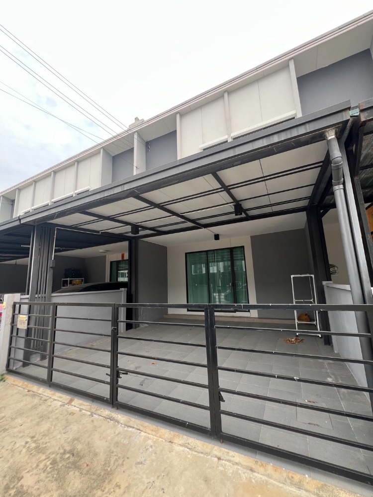 For RentTownhouseNonthaburi, Bang Yai, Bangbuathong : For rent: Pleno Ratchaphruek-Rattanathibet, 3 bedrooms, 2 bathrooms, wide front of house, 2 parking spaces, fully furnished, ready to move in