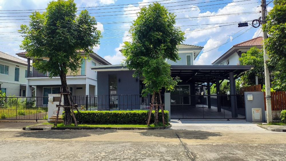 For SaleHousePathum Thani,Rangsit, Thammasat : Single house for sale INIZIO 2 Rangsit Khlong Sam, newly renovated with home office