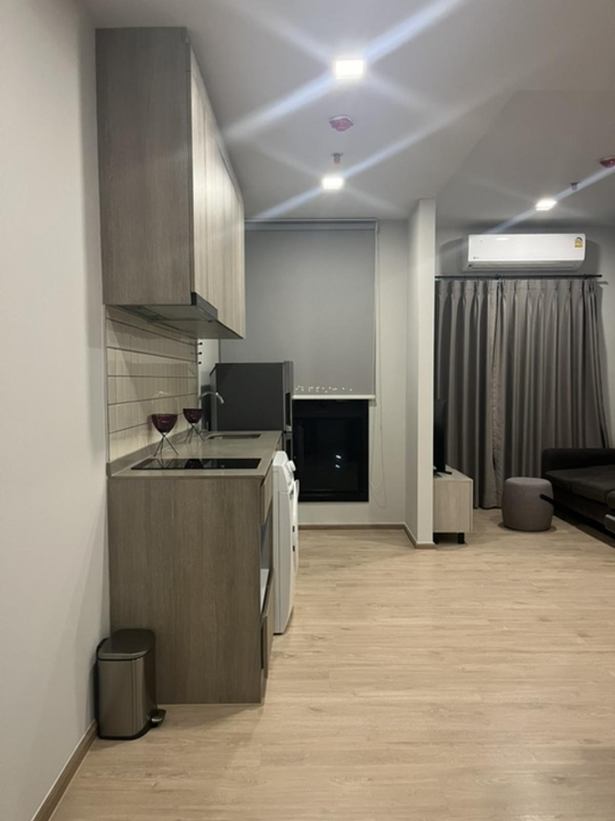 For SaleCondoPattanakan, Srinakarin : 😽💥Metris Phatthanakan-Ekkamai💥😽 Pet-friendly condo revealed 2 bedrooms, 53 sq m., 8th floor 🏙️Special price 5.xx MB. Fully furnished + electrical appliances🔥