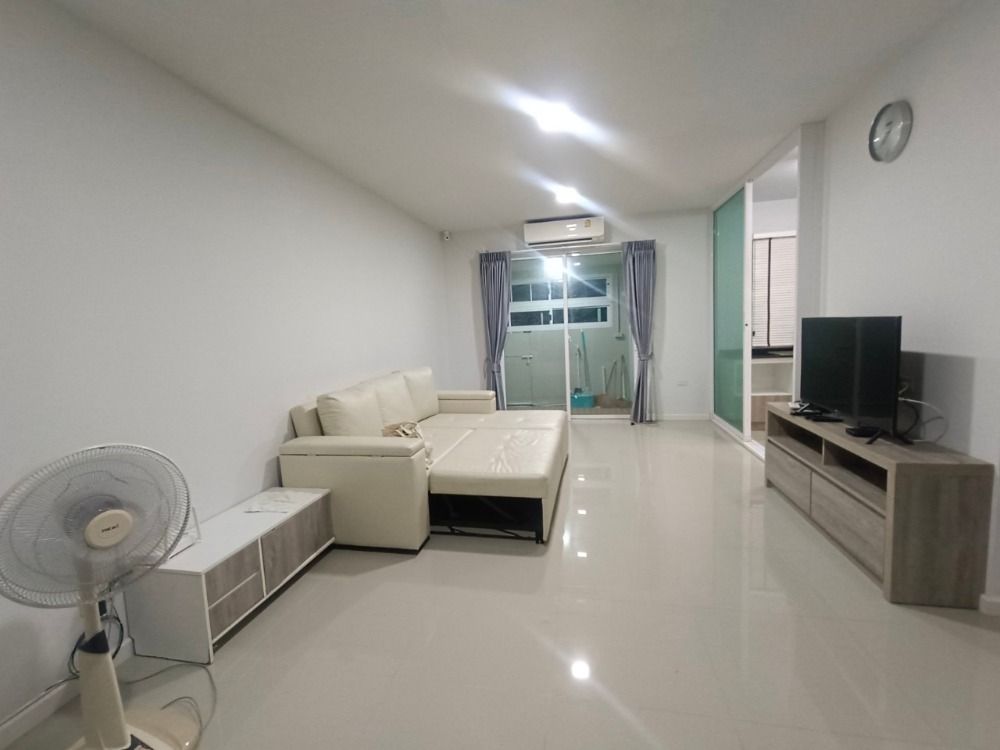 ให้เช่าทาวน์เฮ้าส์/ทาวน์โฮมลาดกระบัง สุวรรณภูมิ : For rent townhouse Best price